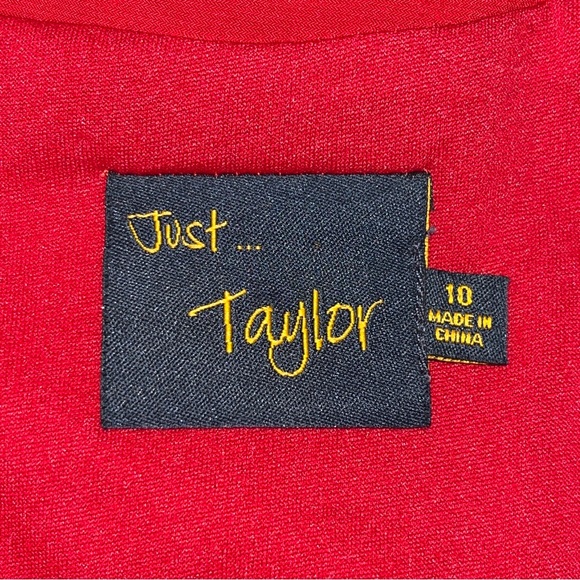 Just…Taylor bright red dress, ruffled neckline, zipper on side under left arm - Picture 10 of 12